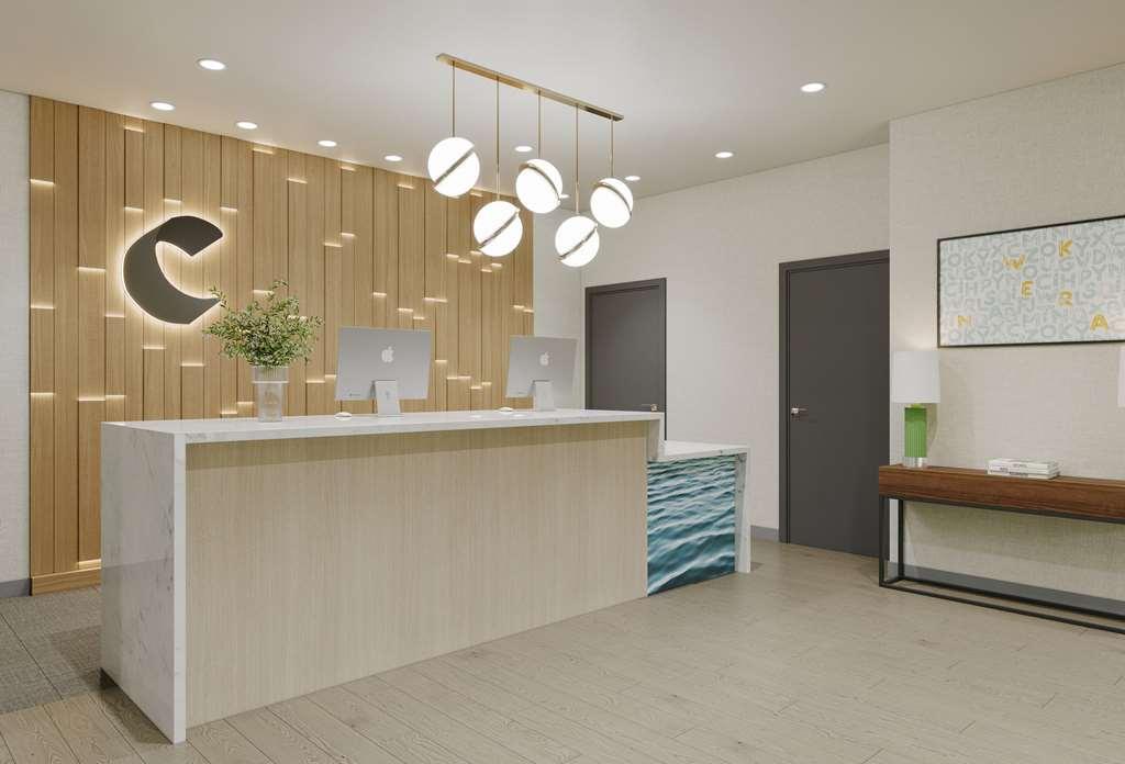 Comfort Inn & Suites Newark Liberty International Airport Интерьер фото